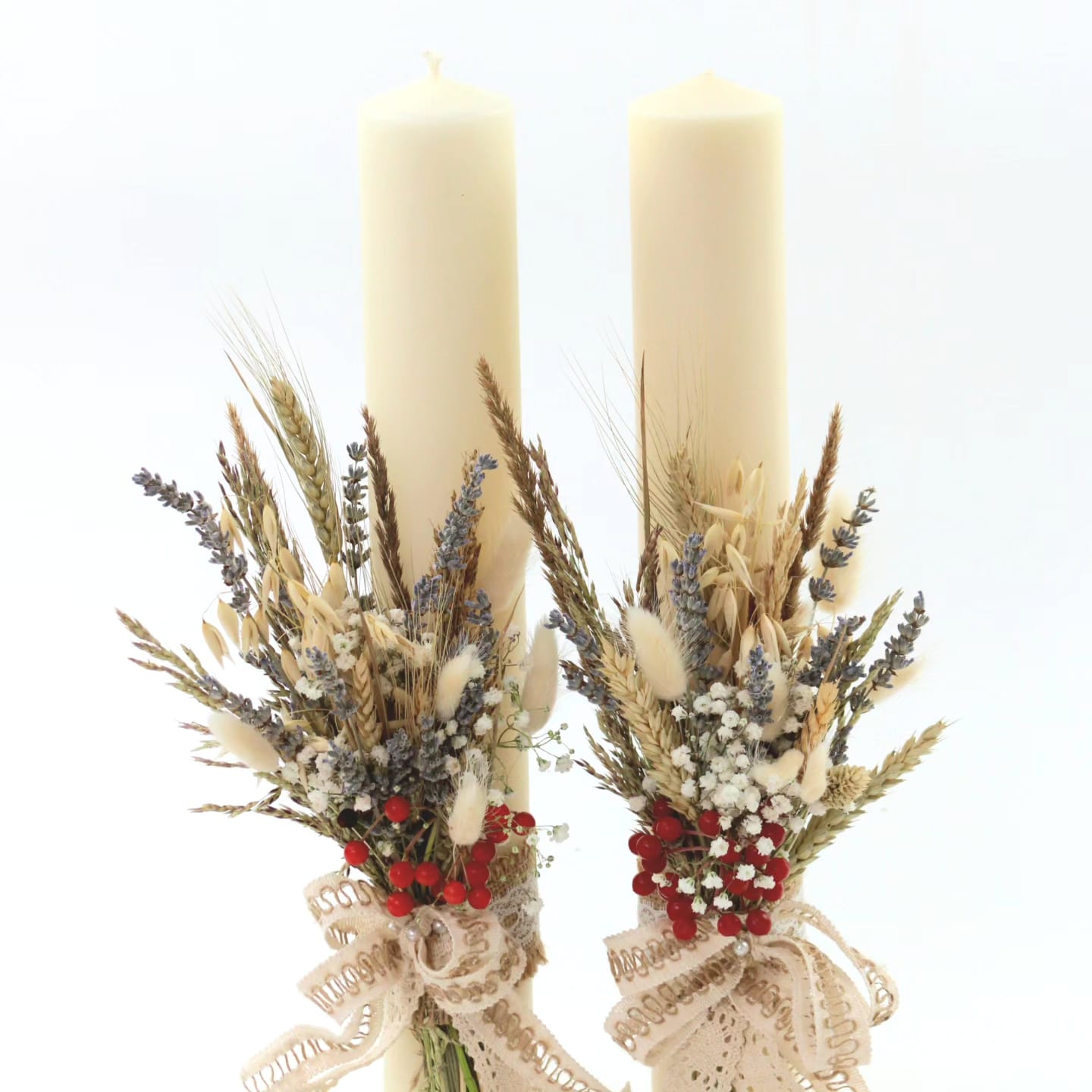 Lumânări de nuntă cu lavandă, spice de grâu și accente naturale