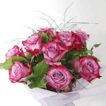 Buchet 9 trandafiri Deep Purple